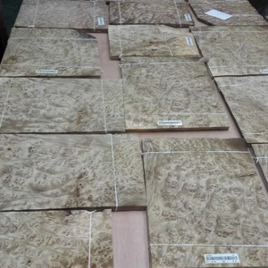 Chapa de Madera de Madroño Dorado de Alta Calidad y Ecológica, Marca Lingfeng, para Exteriores, 0.5mm, Textura Natural Suave, Diseño Moderno para Muebles - Product Image 4