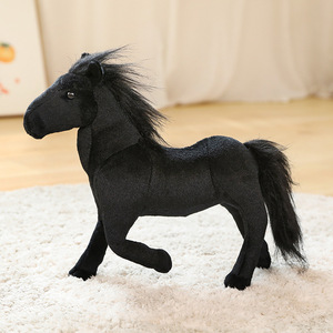 Nouveau jouet en peluche super doux en forme de cheval noir, blanc ou marron, directement de l'usine, cadeau pour les propriétaires de marques / les détaillants en chaîne / les distributeurs - Product Image 1