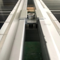 Supports de fixation pour toit en acier inoxydable et aluminium anodisé, durabilité 25 ans, modèle GTERGY GT-MC, résistance au vent 60 m/s, montage solaire