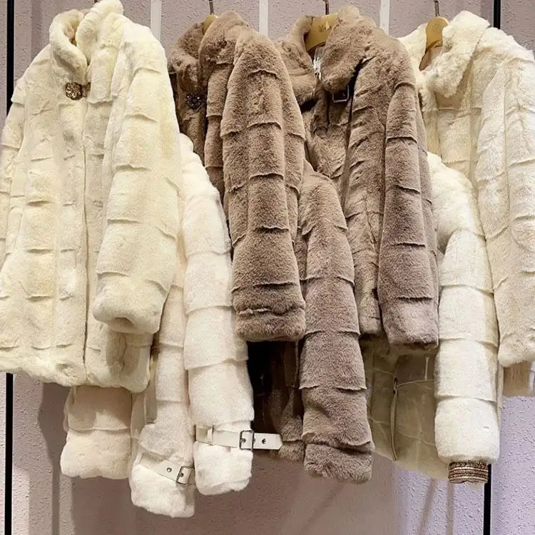 2022 winter short lamb wool coat brand new discount women's clothing