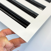 Diffuseur d'air linéaire carré en aluminium moderne et durable, installation facile pour les systèmes CVC de bureaux, entrepôts et salons