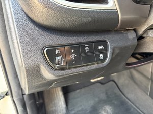 2021 WHITE Korean Brand Car Seltos Auto Diesel SUV Front Ventilated Seats Navigation <b>Camera</b> LDWS <b>Heated</b> Seats Rear USB Ports - Product Image 3