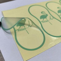 Étiquettes personnalisées transparentes mates en gros, autocollants personnalisés transparents en rouleau, autocollants de logo pour l'emballage