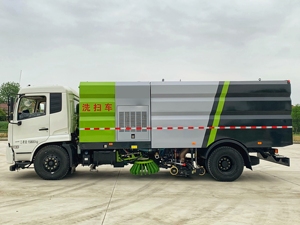 Camions balayeuses à moteur et aspirateur 6x4 de qualité supérieure avec arroseur d'eau - Neufs et d'<span class=keywords><strong>occasion</strong></span> en provenance de Chine - Product Image 4