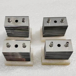 <span class=keywords><strong>Lames</strong></span> de rasoir industrielles en acier à haute teneur en alliage Couteau à découper en film Film de dé<span class=keywords><strong>coupe</strong></span> en plastique à double tranchant et 3 trous GL - Product Image 1