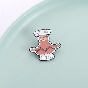 Citazioni curative lasciate che la merda di smalto spilla Retro e fresco cartone animato umoristico spilla distintivi gioielli regalo per bambini e amici - Product Image 1