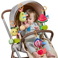 Lot de 4 hochets souples en peluche en forme de légumes avec hochet à bruit froissé et anneau de dentition, jouet suspendu pour bébé conforme EN71 pour berceau, siège auto et poussette