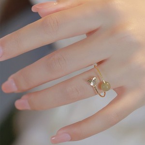 White Dew Reed And Jade Pearl Ring For Women Butterfly Design Gold Plated Adjustable Fashion Jewelry Gift - Product Image 2