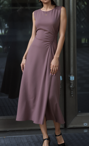 Robe midi élégante sans manches pour femme, coupe trapèze, couleur unie, viscose polyester, ourlet évasé ajusté, col rond, taille naturelle, printemps, décontractée - Product Image 4