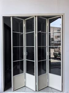 Porta Pieghevole Moderna di Lusso per Interni Villa, con Telaio Sottile e Scorrevole - Product Image 2
