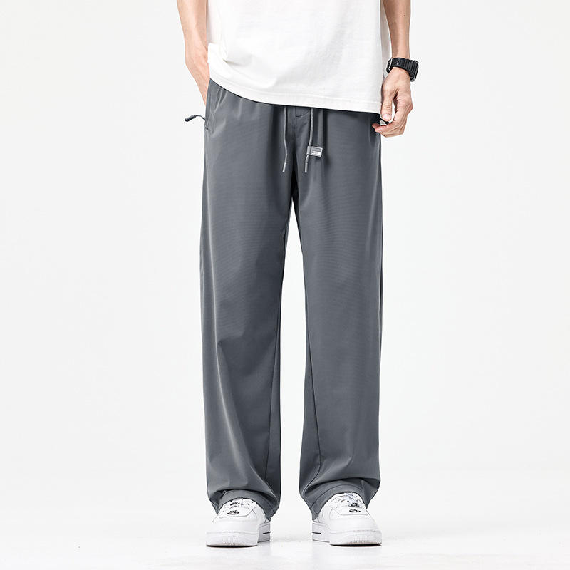 สีเทาเข้ม