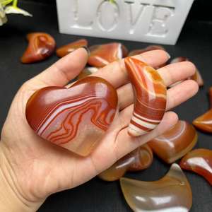 Vente en gros de pierre de palmier en cristal poli pierre précieuse Sardonyx coeur lune pour décoration Fengshui - Product Image 2