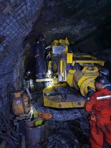 Fresa a Tunnel a Sbalzo di Grandi Dimensioni EBZ260 Cinese, Macchina per Perforazione Mineraria per Scavi in Miniere di Grande Sezione - Product Image 6