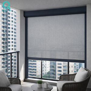 Stores enrouleurs imperméables QINGYING pour l'extérieur et les terrasses - Product Image 1