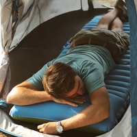 Matelas gonflable ultraléger imperméable à l'eau en nylon Tpu pour l'extérieur tapis de couchage pour le camping avec oreiller