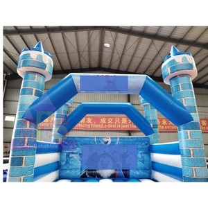 Castillo Inflable Azul Princesa con Torres y Rayas Satinadas para <span class=keywords><strong>Hotel</strong></span>, Resort, Club Infantil y Días de Diversión Familiar - Product Image 5
