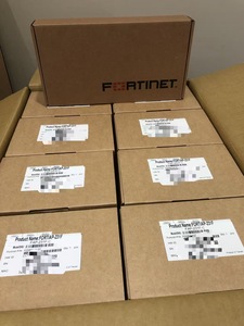 Pare-feu Fortinet FG-200F, appareil de sécurité, 1 an de support <span class=keywords><strong>FortiCare</strong></span> 24h/24 et 7j/7, débit de 10 Gbps, 1 million de sessions, en stock - Product Image 5