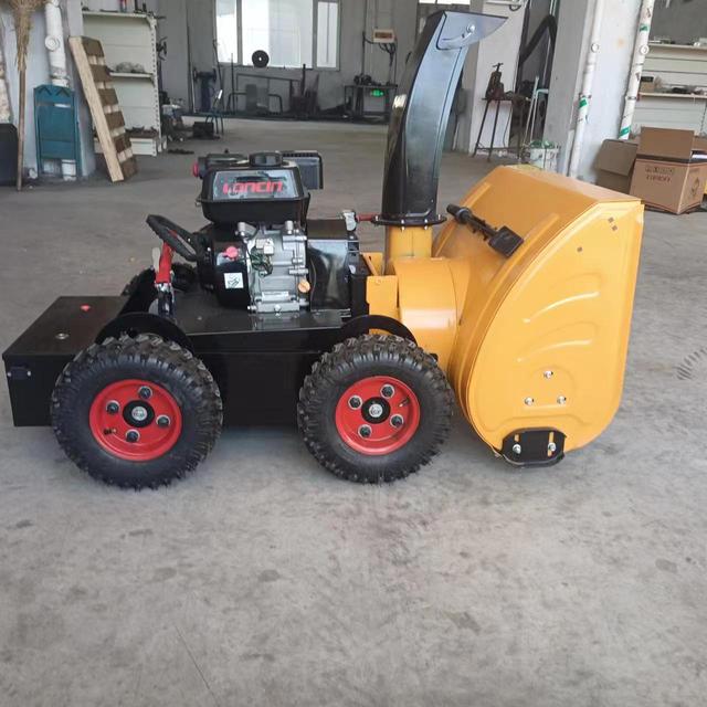 Hot Selling Multifunctional Municipal Engineering Road Snow Plow Automatic Snow Clearing Remote Control Snow Blower