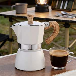 Cafetière Expresso Classique Italienne Portable en Aluminium pour Plaque de Cuisson, 3 tasses (5 oz) et 6 tasses (10 oz) - Product Image 3