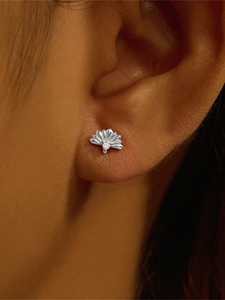 Pendiente Pequeño y Lindo de Plata de Ley 925 con Diseño Creativo Único de CANNER - Product Image 3