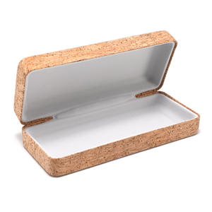 Étui à lunettes rectangulaire Conchen noir en cuir avec couvercle rabattable pour lunettes de vue et de soleil 6-8,9 pouces - Product Image 4