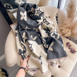 Nuevo Chal Simple de Otoño e Invierno con Estampado de Estrellas de Cinco Puntas, Decorado, de Doble Cara y Cálido para Usar por Fuera - Product Image 6