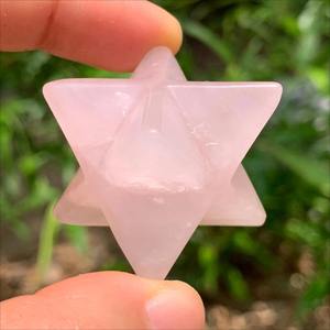 Cristal d'étoile de Merkaba en quartz rose poli naturel pour la guérison des chakras, la méditation et la décoration de la maison, cadeau spirituel - Product Image 3