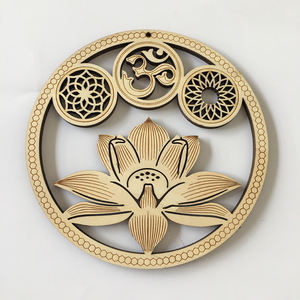木製クリスタルグリッド神聖幾何学壁飾り、蓮の花または自然治癒の象徴であるオームシンボルが刻まれています - Product Image 2