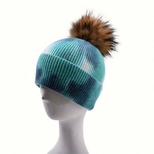 Gorros de Punto Personalizados con Bordado, Gorro de Invierno de Acrílico Teñido para Mujer, Gorro de Punto con Pompón - Product Image 5