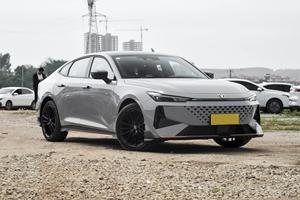 รถยนต์ Changan Uni-v รุ่น<span class=keywords><strong>ป</strong></span>ี 2023 ขายดีในรัสเซีย เครื่องยนต์ 2.0T ระบบขับเคลื่อน AWD รุ่นเต็มรู<span class=keywords><strong>ป</strong></span>แบบ ใช้เชื้อเพลิง น้ำมันเบนซิน รถใหม่และรถมือสอง Changan Univ 5 ที่นั่ง ระบบขับเคลื่อน 2WD และ 4WD - Product Image 3