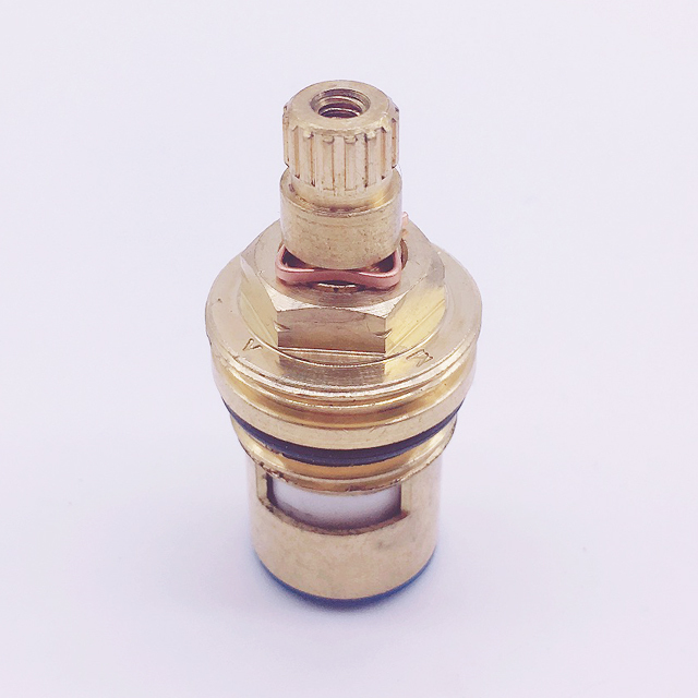 Brazil G1/2 Thread Ceramic Disc Red and Blue Sealing Gasket Brass Headwork Brass Spline Brass Faucet Cartridge