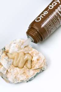 Crème Resserre-Pores RE, Crème Réparatrice Minimisatrice de Pores à la Vitamine C, Contrôle du Sébum, Affinante, Éclaircissante, Anti-Âge - Product Image 3