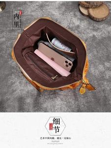 Sac à bandoulière en cuir gaufré 3D style rétro pour femme, sac fourre-tout décontracté portable pour dames, vente chaude - Product Image 5