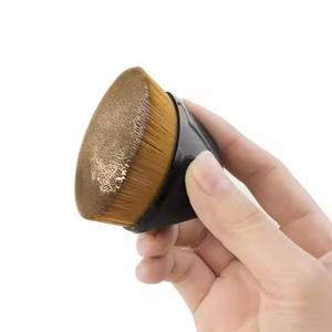Pinceau Kabuki plat portable pour BB crème, pinceau de maquillage doux pour estomper le fond de teint avec étui - Product Image 6