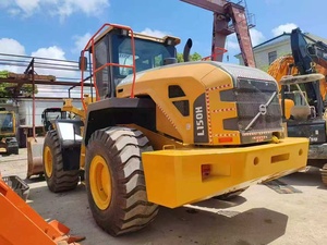 Chargeuse sur pneus d'occasion VOLVO L150H, 24 tonnes, chargeuse frontale d'occasion avec godet de 4,5 m³, puissance de 220 kW, haute qualité - Product Image 2
