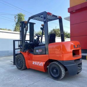 Montacargas Diésel HELI H2000 Usado de 3 Toneladas, Mástil de Dos Etapas, Neumáticos Neumáticos/Sólidos, Marca China, Venta al por Mayor de Fábrica, Portátil para Almacén - Product Image 4