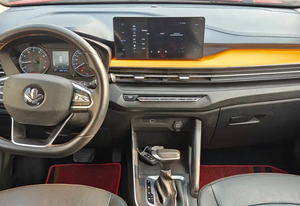 LIVAN <span class=keywords><strong>X3</strong></span> Pro Modèle 2020 SUV Automatique 1.5L CVT avec sièges en cuir Pneus R19 Sièges électriques Caméra arrière - Product Image 5