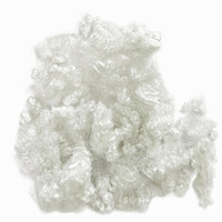 Polyester blanc ondulé non siliconé 20D 64mm, recyclable, antistatique, résistant à l'abrasion, matériau de rembourrage doux pour