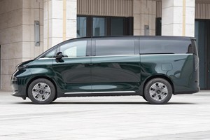 LEVC L380 straordinaria edizione un 825km-range EV per un'esplorazione senza limiti che offre una cabina Premium serena e spaziosa - Product Image 3