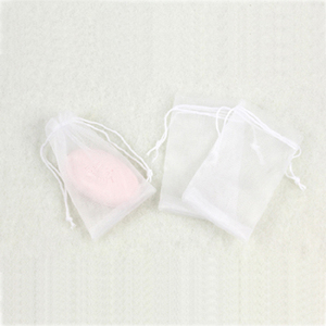 I sacchetti di rete schiumogena per sapone con coulisse a colori personalizzati all'ingrosso possono fornire campioni tempestivi e precisi - Product Image 4