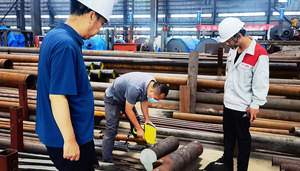 เครื่องวิเคราะห์โลหะแบบพกพา XRF Spectrometer TrueX 800 สำหรับวิเคราะห์องค์ประกอบวัสดุโลหะ ตรวจจับเศษโลหะ และวิเคราะห์เศษซาก - Product Image 2