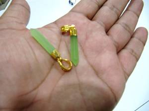 ดินสอเหลี่ยมเพชรพลอยสีผสมสีจี้ปลายแหลมขนาด30ถึง40มม. ห่วงทองออกแบบให้เลือกสี - Product Image 4