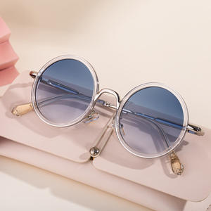 Nuevas Gafas de Sol Redondas Unisex UV400 Antideslumbrantes con Marco de PC y Lentes Negros con Estuche para Protección Solar al Aire Libre - Product Image 3