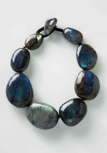 2024 collier femme bohème à la mode qualité supérieure bijoux en résine faits à la main conception exclusive en gros - Product Image 4