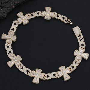 <span class=keywords><strong>Collana</strong></span> da Uomo <span class=keywords><strong>Personalizzata</strong></span> Vintage Hip Hop con Croce Baguette e Catena Infinita, Gioielli Bling CZ Iced Out Bicolore - Product Image 3
