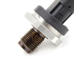 Sensor de Presión de Combustible Common Rail Premium 0281002840 0281002782 166386701R 0281006187 En Stock Entrega Rápida - Product Image 2