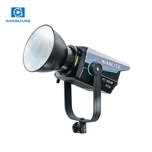 NANLITE FC-300B/500B Dual Color Temperature Fill Light Photo Light Creative Video Boron Wing Live Spotlight - Product Image 2
