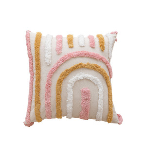 Oreiller de canapé tufté en lin nordique nouveau coussin de maison en rose avec des techniques au crochet Love Design - Product Image 3