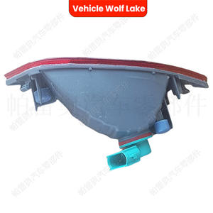 Feu arrière de pare-chocs Vehicle Wolf Lake pour Jeep Compass 2017-2022 rouge côté gauche et droit - Product Image 5