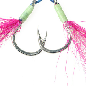 Anzuelo de Pesca Musta Feather Jig, Reforzado 4X, Doble Anzuelo, Acero con Alto Contenido de Carbono, para Pesca en Agua Salada - Product Image 5